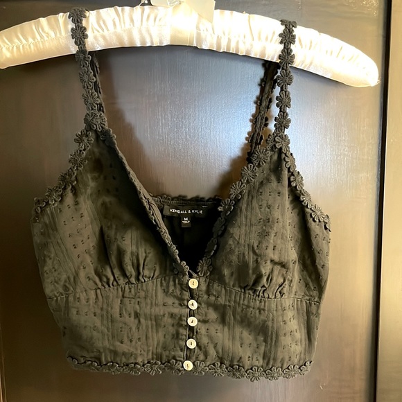 Kendall & Kylie Tops - Kendall and Kylie button up Cami crop top